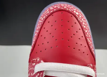 DH7650-600 - Dunk Mushroom Magic Stingwater SB Low Nike 0702